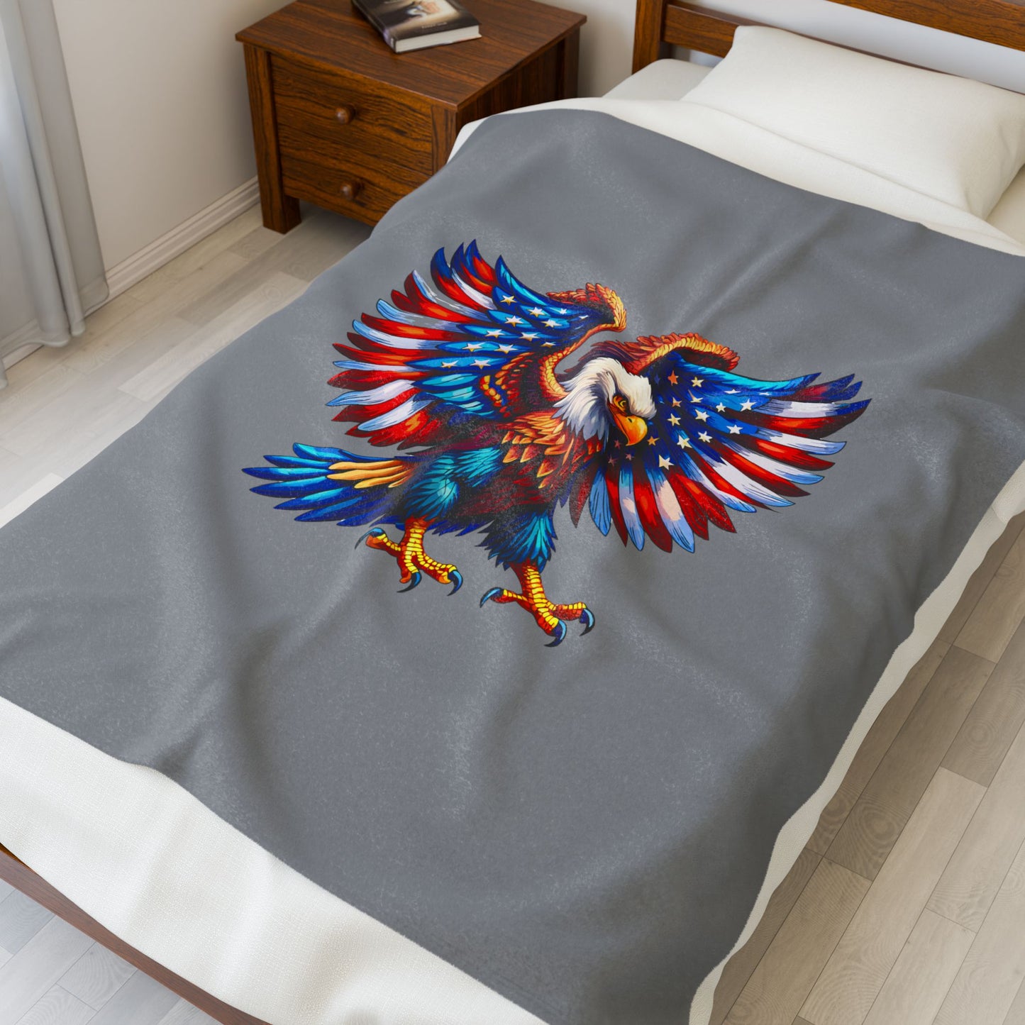 Princess Grace Patriotic Eagle Velveteen Plush Blanket Cozy American Flag Throw for Independence Day Memorial Day and Year Round Patriotism