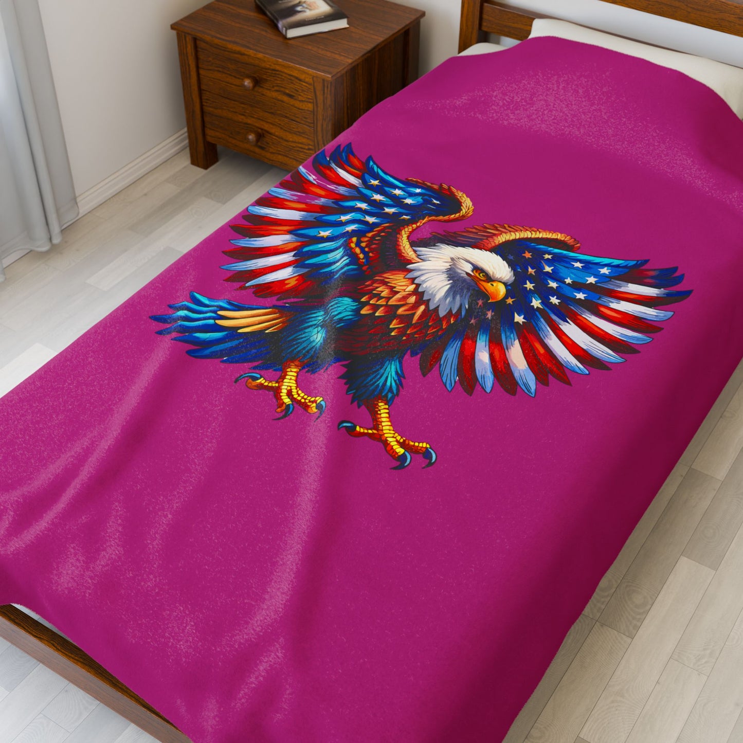 Princess Grace Patriotic Eagle Velveteen Plush Blanket Cozy American Flag Throw for Outdoor Events