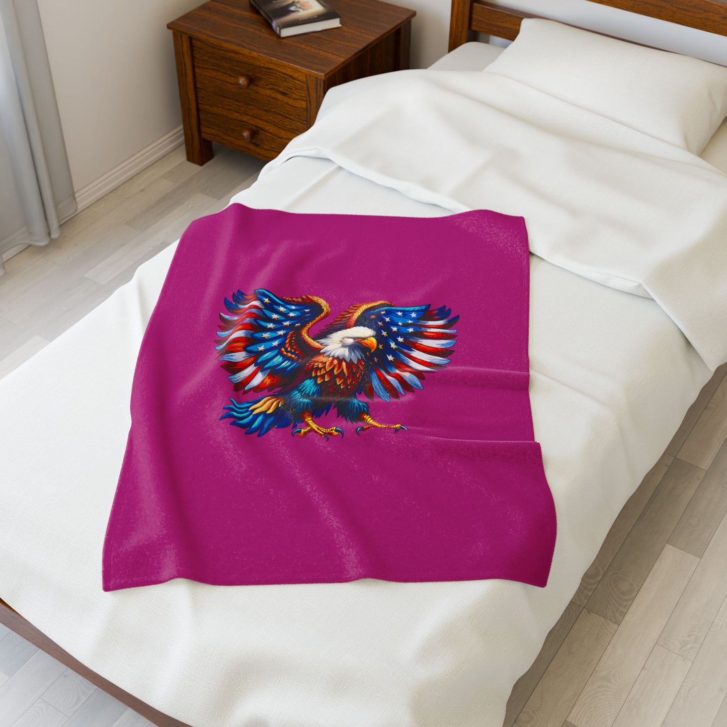Princess Grace Patriotic Eagle Velveteen Plush Blanket Cozy American Flag Throw for Outdoor Events