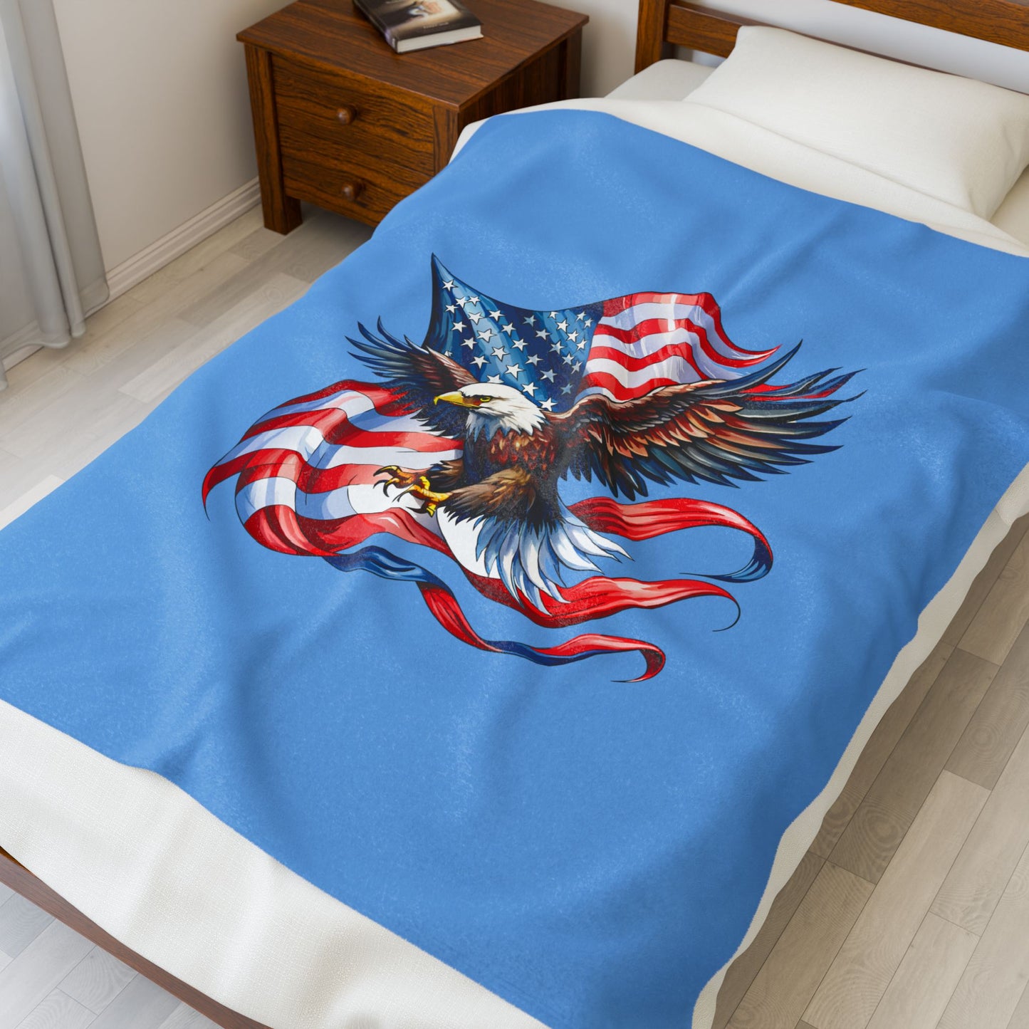 Princess Grace Eagle Emblem Velveteen Plush Blanket Perfect for Patriotic Celebrations