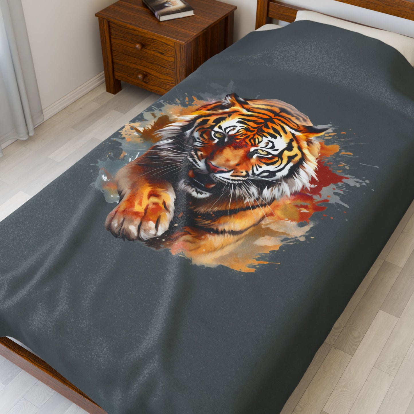 Princess Grace Wild Tiger Velveteen Plush Blanket Cozy Decorative Throw for Animal Lovers