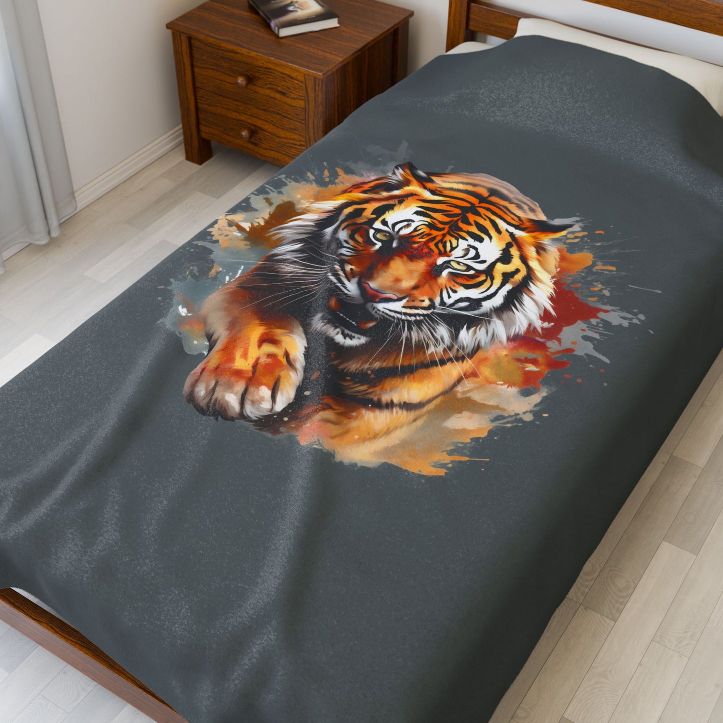 Princess Grace  Wild Tiger Velveteen Plush Blanket  Cozy Decorative Throw for Animal Lovers